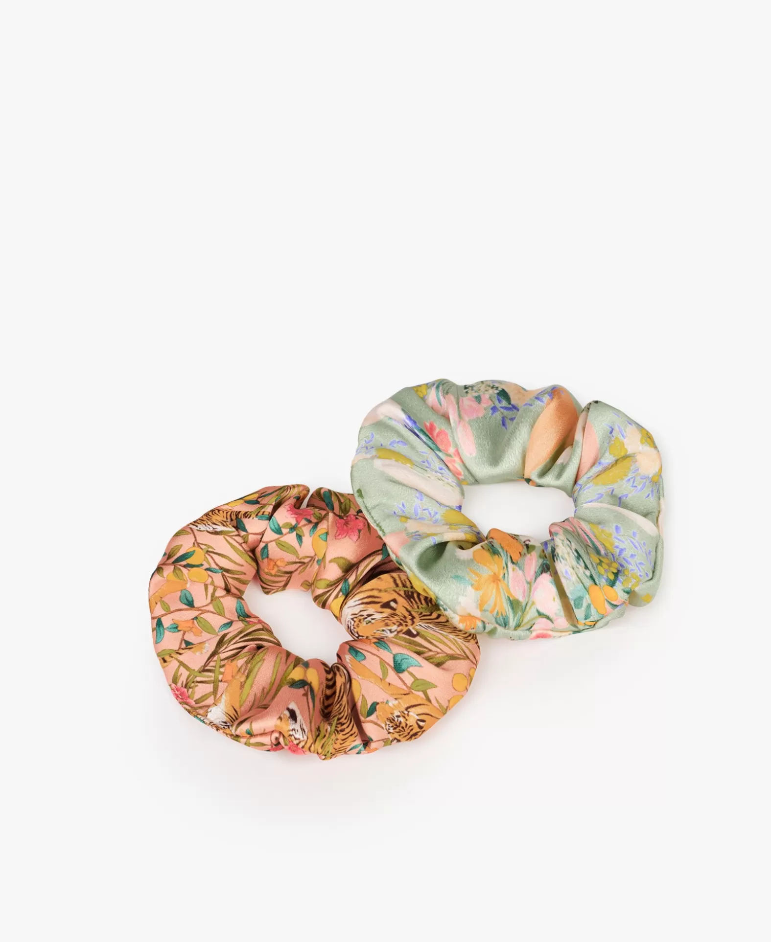 WOUF Aida-Scrunchies